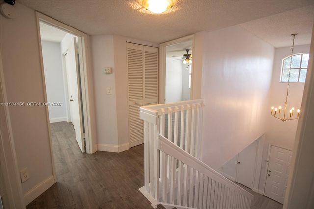 4844 Grapevine Way, Davie, FL 33331