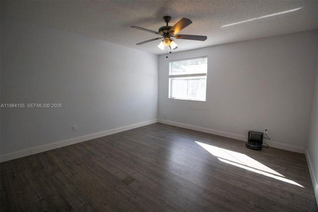 4844 Grapevine Way, Davie, FL 33331