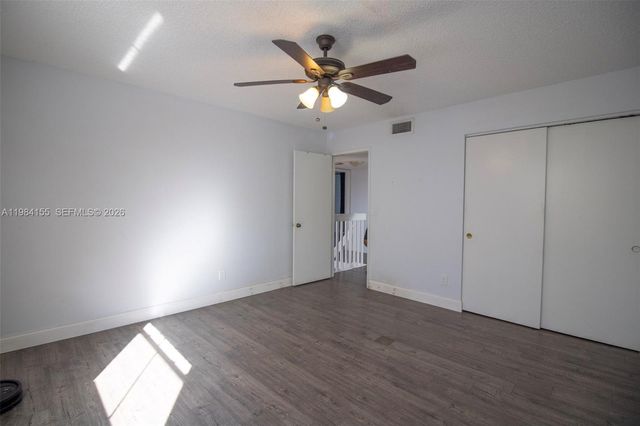 4844 Grapevine Way, Davie, FL 33331