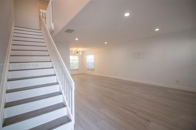 4844 Grapevine Way, Davie, FL 33331