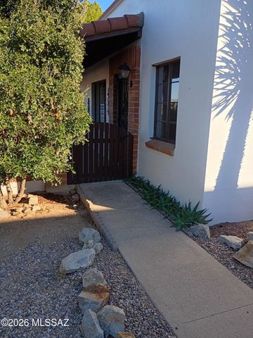 261 W Camino Alameda Unit B, Green Valley, AZ 85614