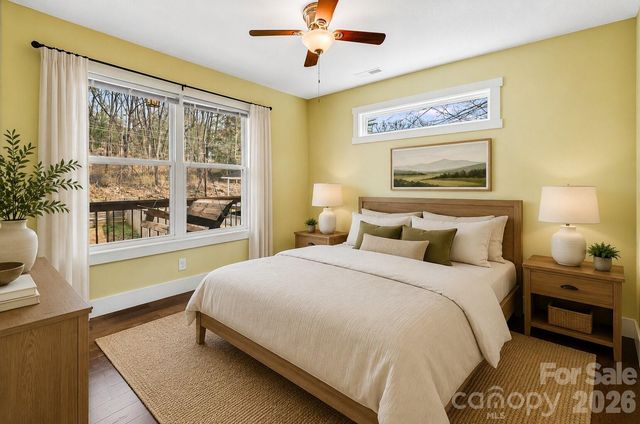 309 London Road, Asheville, NC 28803
