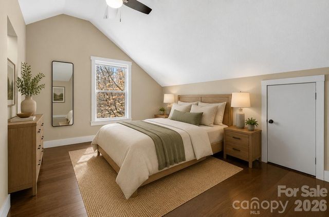 309 London Road, Asheville, NC 28803