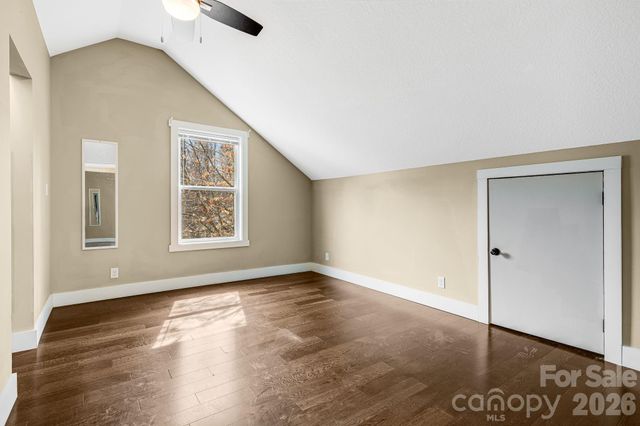 309 London Road, Asheville, NC 28803