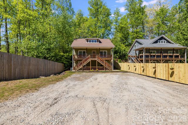 309 London Road, Asheville, NC 28803