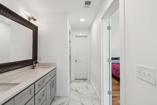 1118 3rd Ave, S, Nashville, TN 37210