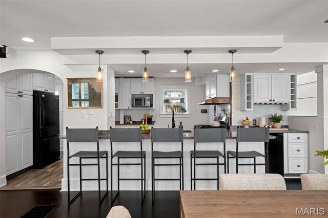 400 N Van Buren Avenue, Kirkwood, MO 63122
