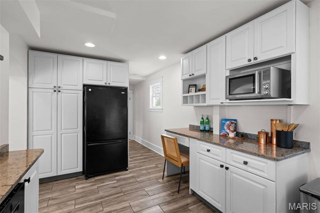 400 N Van Buren Avenue, Kirkwood, MO 63122