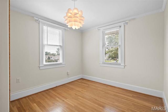 400 N Van Buren Avenue, Kirkwood, MO 63122