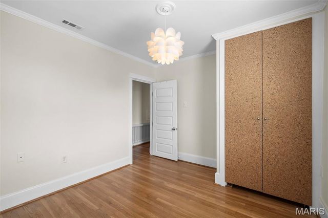 400 N Van Buren Avenue, Kirkwood, MO 63122