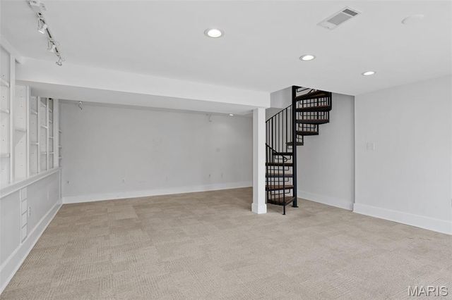 400 N Van Buren Avenue, Kirkwood, MO 63122