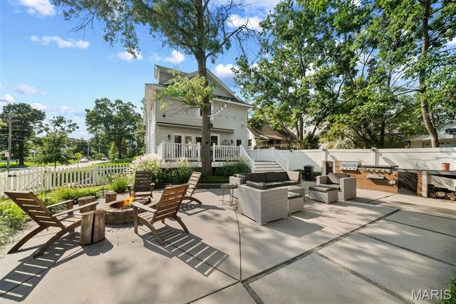 400 N Van Buren Avenue, Kirkwood, MO 63122