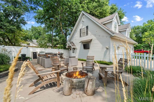 400 N Van Buren Avenue, Kirkwood, MO 63122