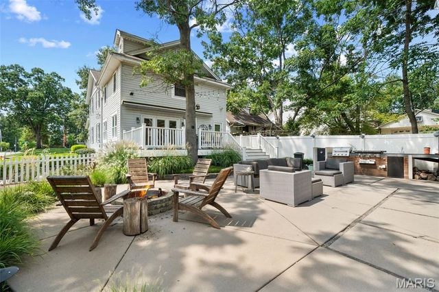 400 N Van Buren Avenue, Kirkwood, MO 63122