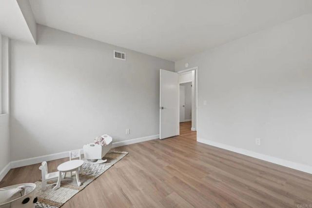 745 Black Hawk Circle, Vista, CA 92081