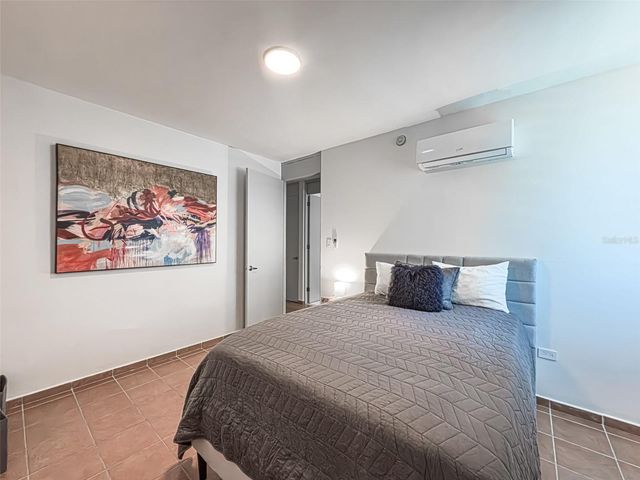 693 693 552, Vega Alta, PR 00692