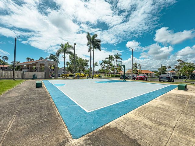 693 693 552, Vega Alta, PR 00692