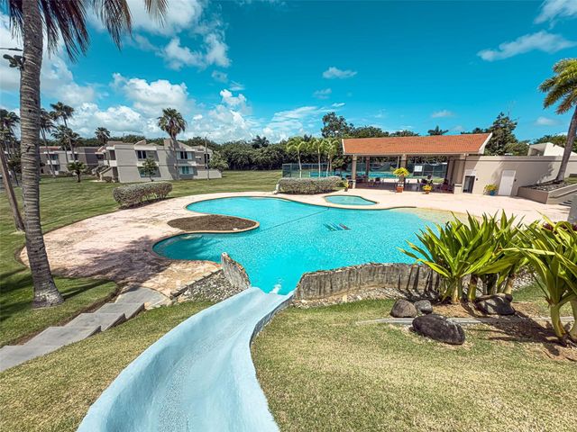 693 693 552, Vega Alta, PR 00692