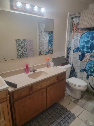 1005 Temple Ave, Santa Rosa, CA 95404