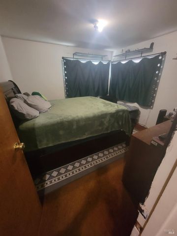 1005 Temple Ave, Santa Rosa, CA 95404