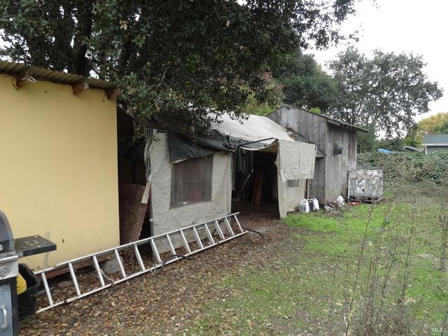 1005 Temple Ave, Santa Rosa, CA 95404