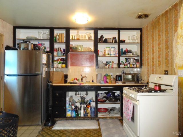 1005 Temple Ave, Santa Rosa, CA 95404