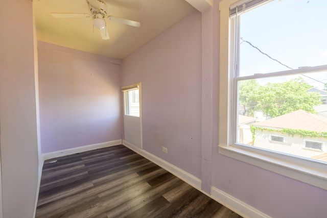 2436 W Fillmore Street, Chicago, IL 60612