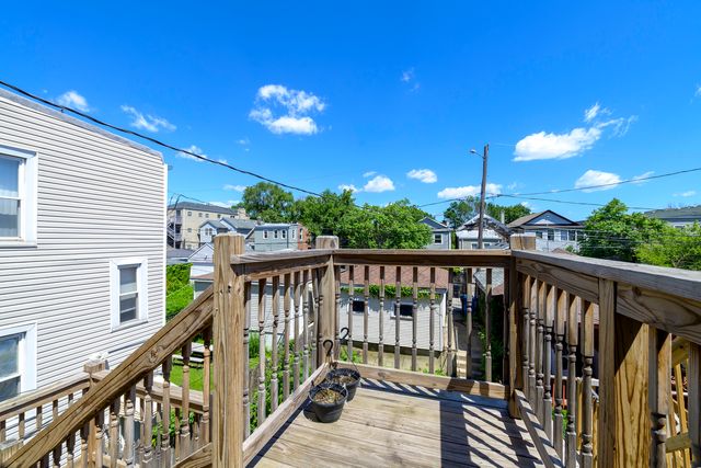 2436 W Fillmore Street, Chicago, IL 60612