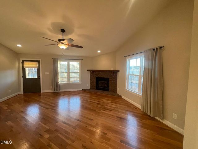 12525 Nc Hwy 50, Newton Grove, NC 28366