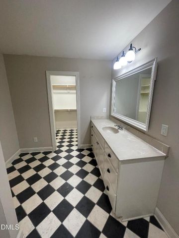 12525 Nc Hwy 50, Newton Grove, NC 28366