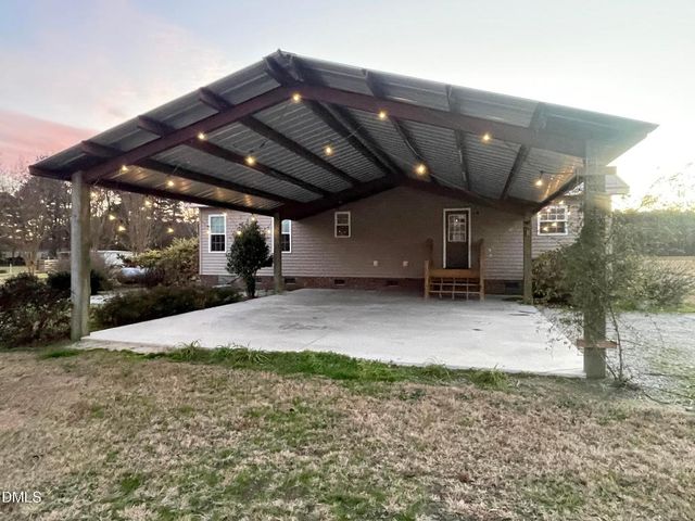 12525 Nc Hwy 50, Newton Grove, NC 28366