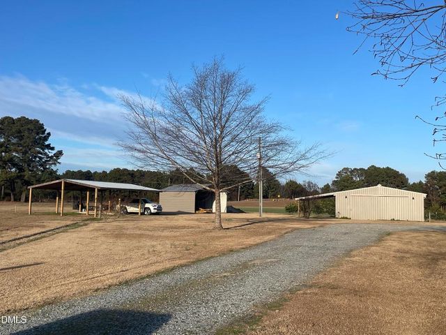 12525 Nc Hwy 50, Newton Grove, NC 28366