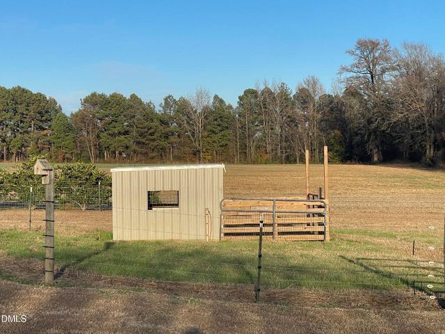 12525 Nc Hwy 50, Newton Grove, NC 28366