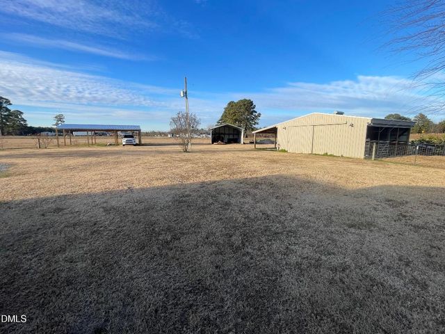 12525 Nc Hwy 50, Newton Grove, NC 28366