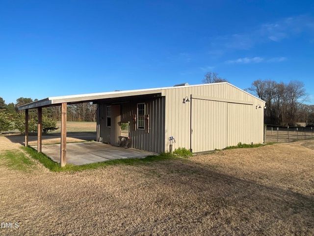 12525 Nc Hwy 50, Newton Grove, NC 28366