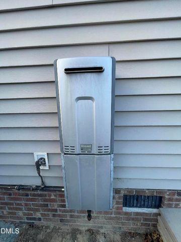 12525 Nc Hwy 50, Newton Grove, NC 28366