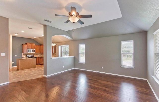 1052 Hot Spring VLY, Buda, TX 78610