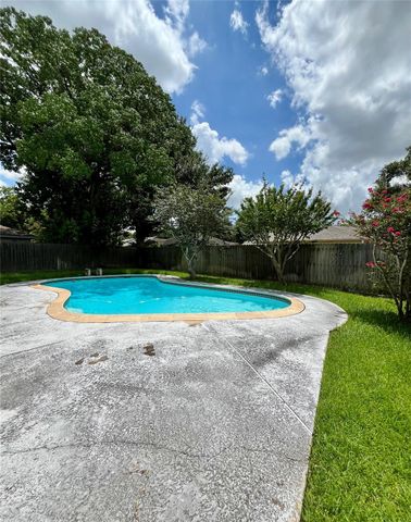 10219 Crescent Moon Drive, Houston, TX 77064
