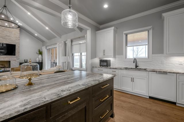 157 Doe Valley, Nicholasville, KY 40356