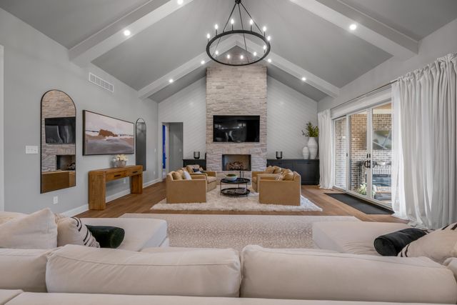 157 Doe Valley, Nicholasville, KY 40356