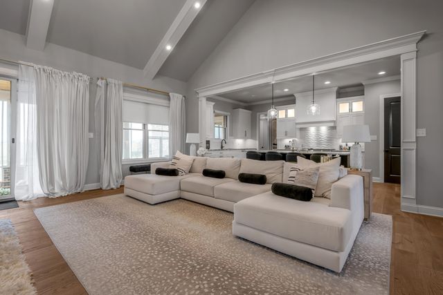 157 Doe Valley, Nicholasville, KY 40356