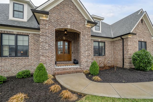 157 Doe Valley, Nicholasville, KY 40356