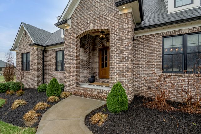 157 Doe Valley, Nicholasville, KY 40356