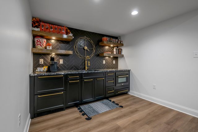 157 Doe Valley, Nicholasville, KY 40356