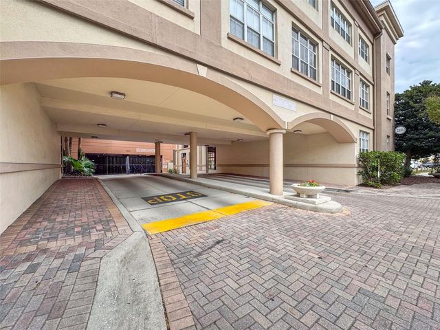 2421 W HORATIO STREET 817, Tampa, FL 33609