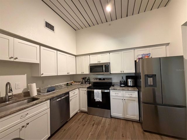 2421 W HORATIO STREET 817, Tampa, FL 33609