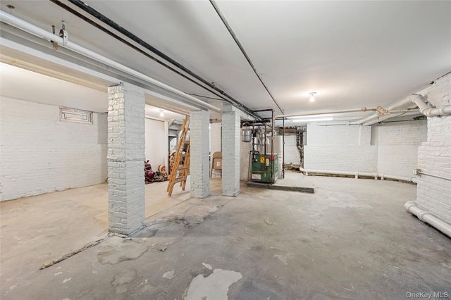 4647 Bedford Avenue, Brooklyn, NY 11235