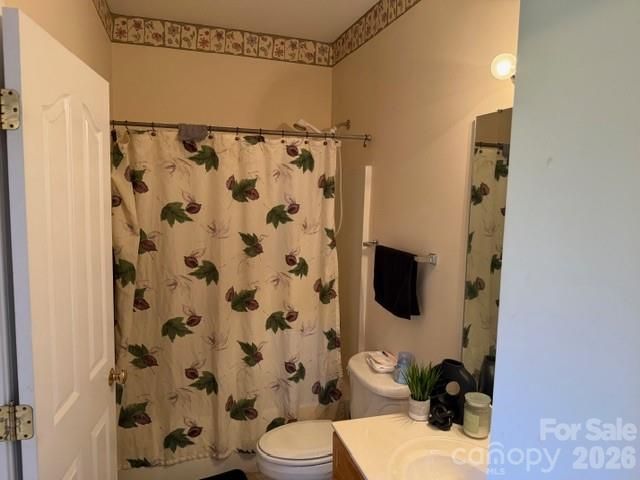 11025 Fountaingrove Drive, Charlotte, NC 28262