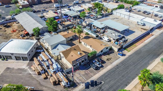 1605 W LATHAM Street, Phoenix, AZ 85007