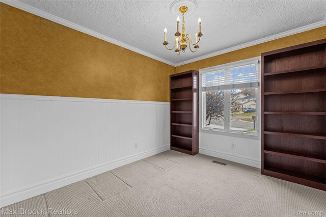 3639 Heatherwood Court, Rochester Hills, MI 48309